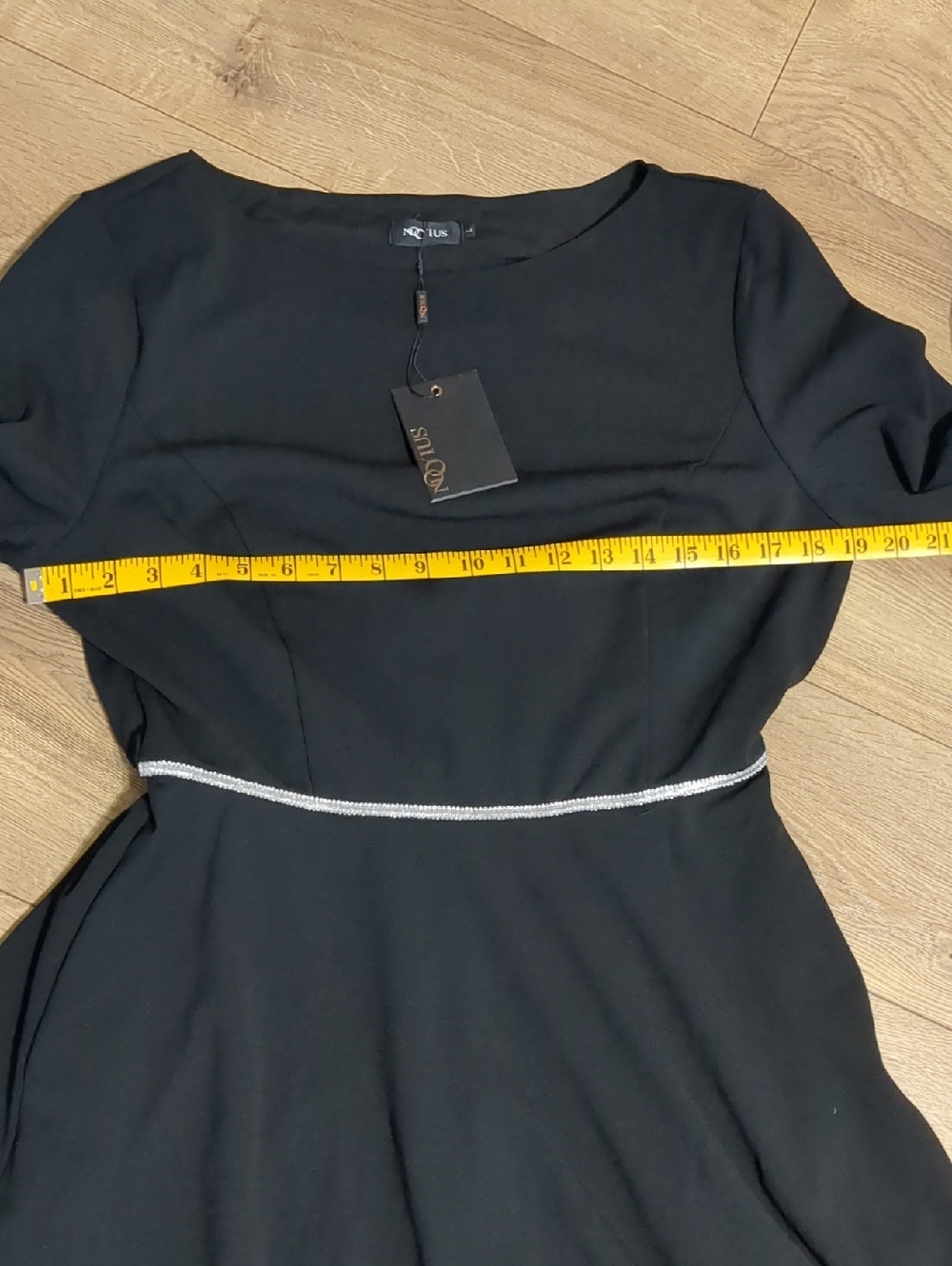 Mooyius Long Sleeve Contrast Trim Midi Dress With Flared Skirt Size Large NWT - Picture 7 of 12
